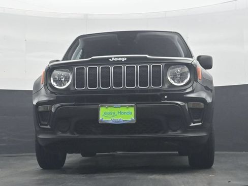 Used 2023 Jeep Renegade Latitude AWD/4WD image 28