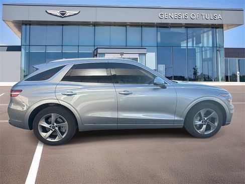 Used 2026 Genesis GV70 2.5T Advanced image 9