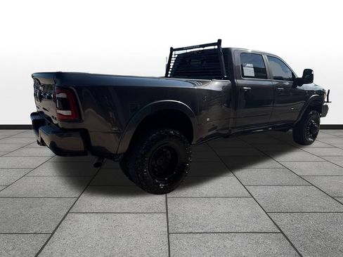 Used 2024 RAM 3500 Limited w/ Night Edition AWD/4WD image 5