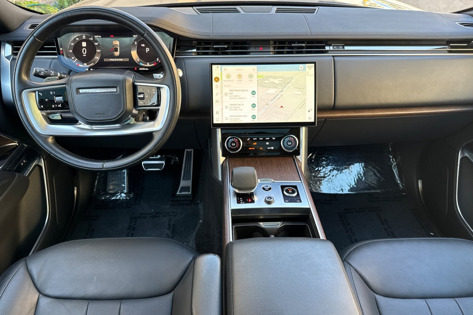Used 2023 Land Rover Range Rover SE AWD/4WD image 14