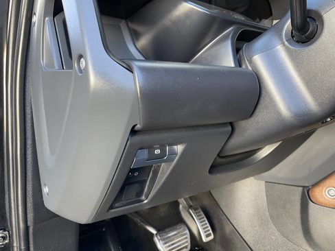 Used 2023 Land Rover Defender 130 X image 15