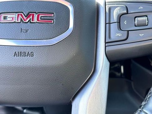 Used 2024 GMC Sierra 1500 Elevation image 16