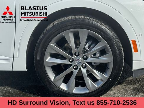 Used 2022 Buick Envision Avenir w/ Technology Package II image 42