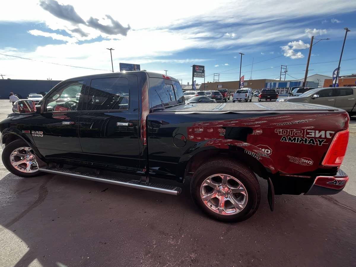 Used 2015 RAM 1500 Laramie AWD/4WD image 7