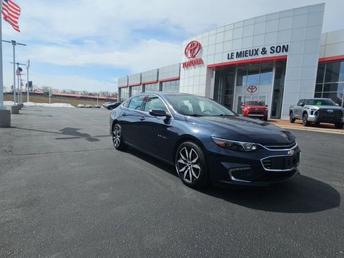 Used 2016 Chevrolet Malibu LT w/ Leather Package FWD image 1