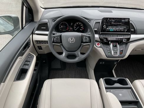 New 2026 Honda Odyssey EX-L image 16