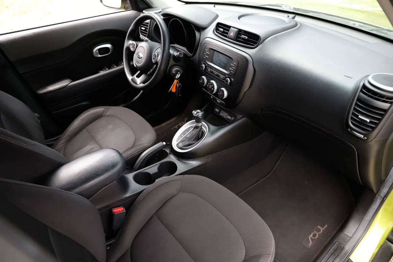 Used 2016 Kia Soul w/ Convenience Package FWD image 18