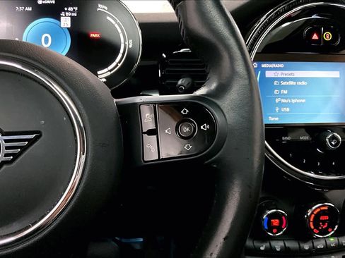 Used 2024 MINI Cooper SE image 21