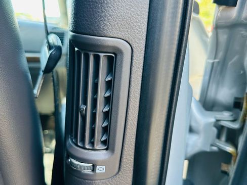 Used 2012 Hyundai Santa Fe Limited image 24