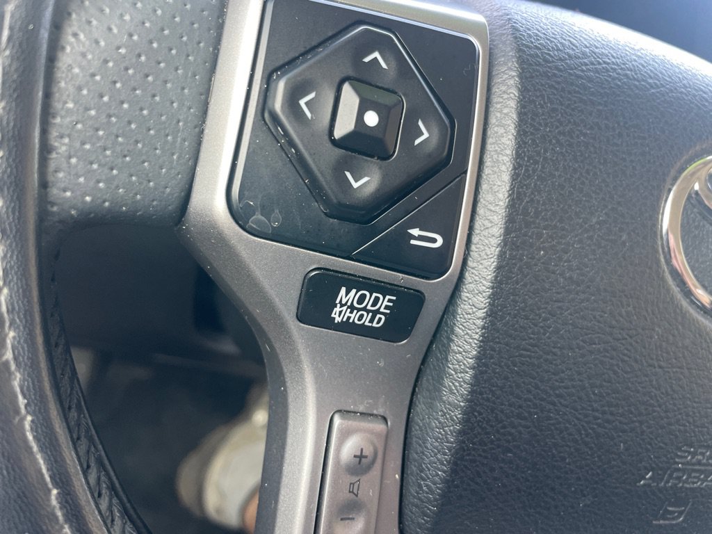 Used 2018 Toyota 4Runner Limited RWD image 26