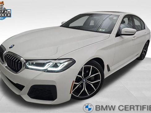 Certified 2022 BMW 530i xDrive 530i xDrive w/ M Sport Package image 1