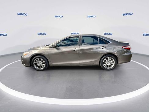 Used 2016 Toyota Camry SE FWD image 5