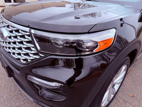 Used 2022 Ford Explorer Platinum w/ Equipment Group 601A image 19