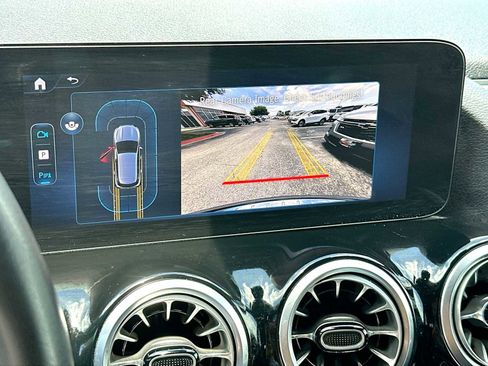 Used 2025 Mercedes-Benz GLA 250 4MATIC w/ Winter Package image 20