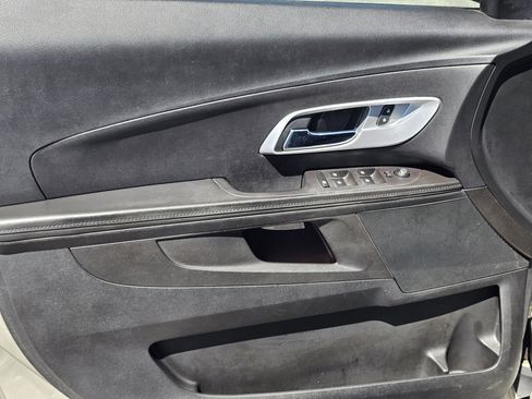 Used 2015 Chevrolet Equinox LS FWD image 13