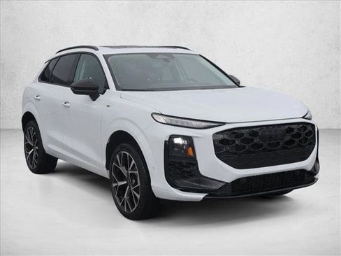 New 2026 Audi Q3 quattro 2.0T AWD/4WD image 6