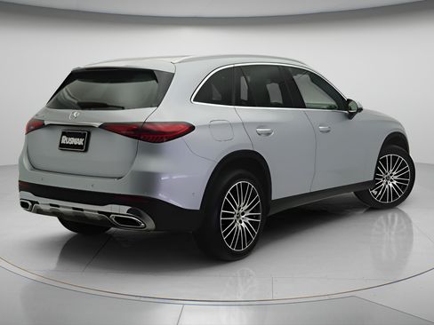 Certified 2023 Mercedes-Benz GLC 300 image 4