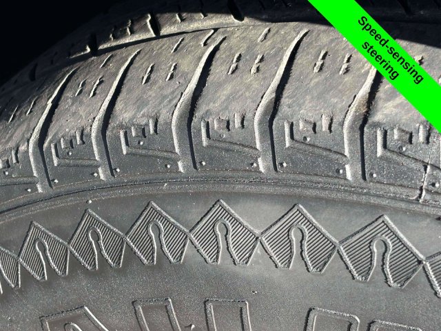 Used 2022 Kia Carnival LX FWD image 31