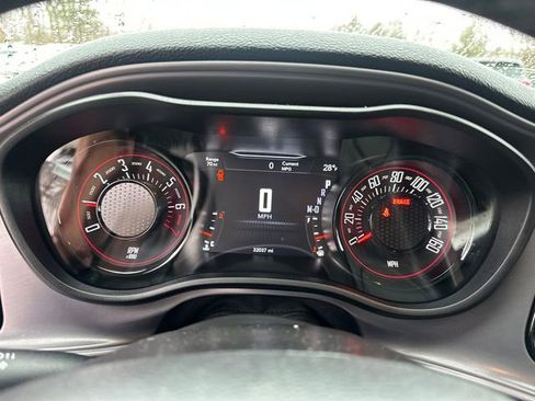 Used 2023 Dodge Challenger SXT w/ Blacktop Package image 28
