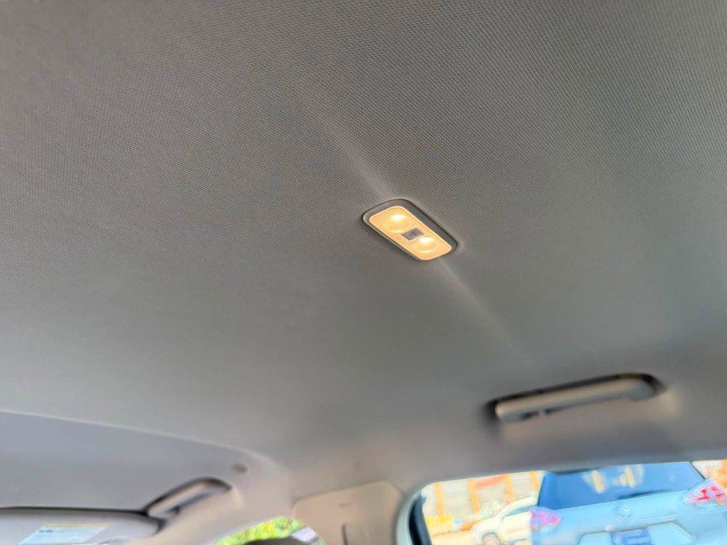 Used 2018 Ford Fusion S FWD image 27