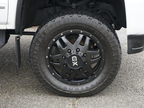 Used 2018 GMC Sierra 3500 Denali AWD/4WD image 10
