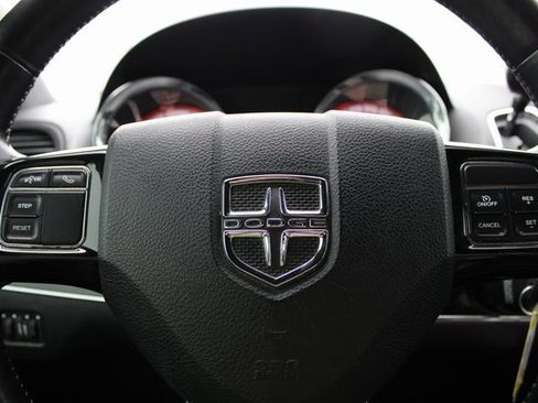 Used 2016 Dodge Grand Caravan SXT image 15
