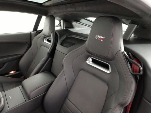 Used 2020 Jaguar F-TYPE Checkered Flag RWD image 32
