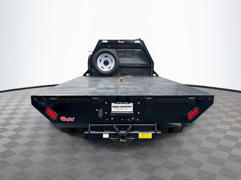 Used 2022 Ford F550 4x4 Crew Cab Super Duty w/ Power Equipment Group image 6