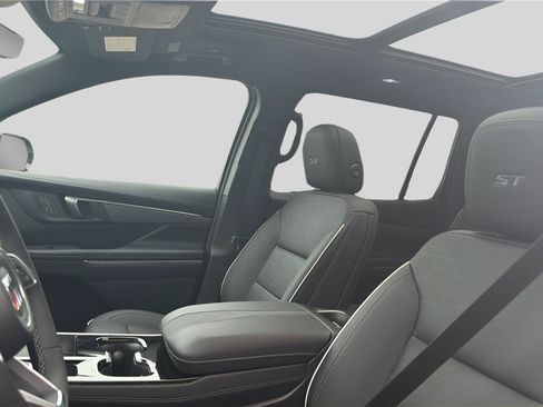 New 2026 Buick Enclave Sport Touring w/ Power Package AWD/4WD image 19