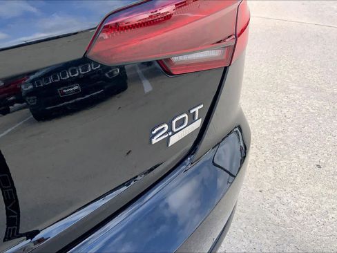 Used 2018 Audi A4 2.0T Ultra Premium Plus w/ Premium Plus Package image 10