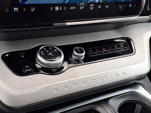 Certified 2025 Ford Expedition Max Active RWD image 21