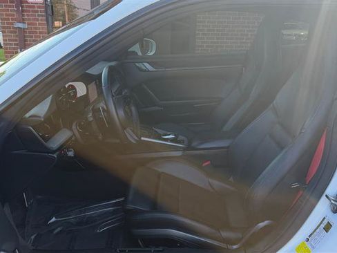 Used 2020 Porsche 911 Carrera image 19