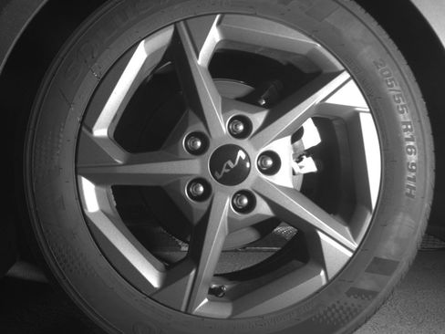 Used 2025 Kia K4 LXS image 14