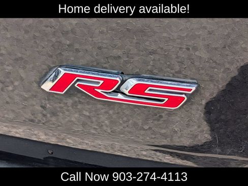 Used 2023 Chevrolet Traverse RS FWD image 10