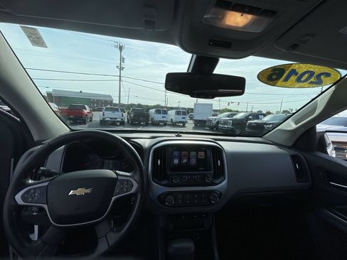 Used 2015 Chevrolet Colorado LT w/ LT Convenience Package RWD image 11