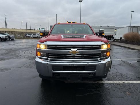 Used 2017 Chevrolet Silverado 3500 W/T w/ WT Convenience Package image 3