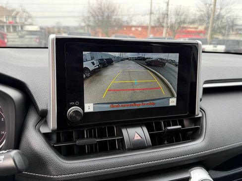 Used 2025 Toyota RAV4 LE image 20