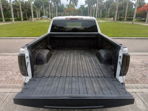 Used 2023 GMC Sierra 1500 Pro w/ Pro Value Package AWD/4WD image 45