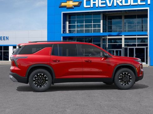 New 2026 Chevrolet Traverse Z71 w/ Driver Confidence Package AWD/4WD image 5