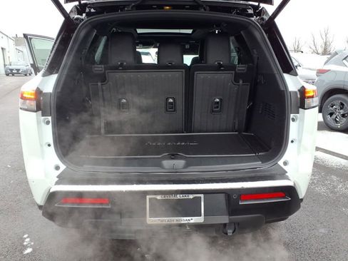 New 2026 Nissan Pathfinder SV image 31