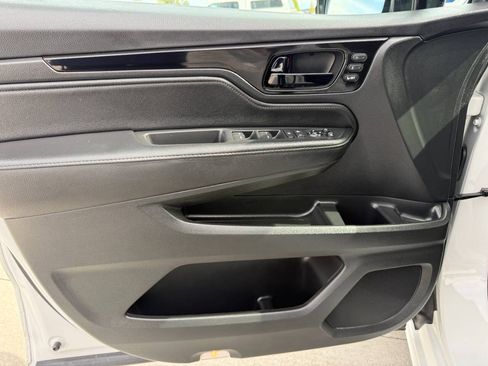 Used 2026 Honda Odyssey Elite image 33