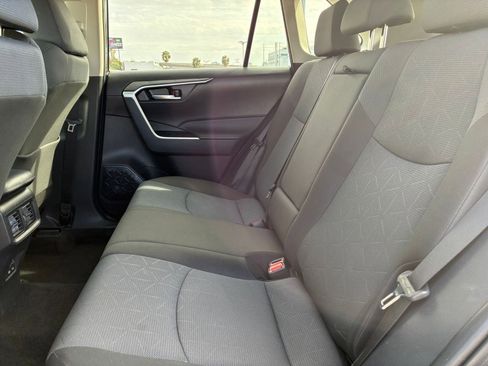 Used 2025 Toyota RAV4 XLE image 25
