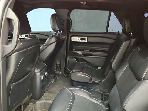 Used 2020 Ford Explorer ST w/ ST High-Performance Pack AWD/4WD image 22