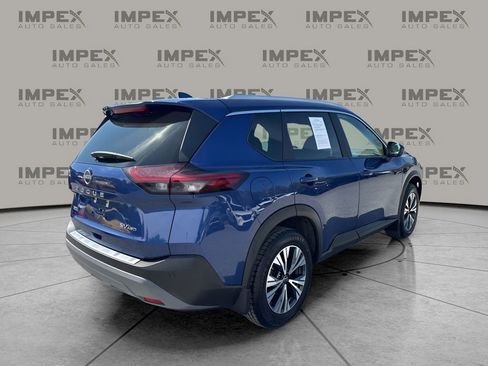 Used 2023 Nissan Rogue SV w/ SV Premium B Package image 5