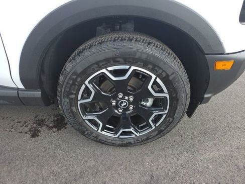 Certified 2025 Ford Bronco Sport Outer Banks w/ Outer Banks Tech Package+ image 2