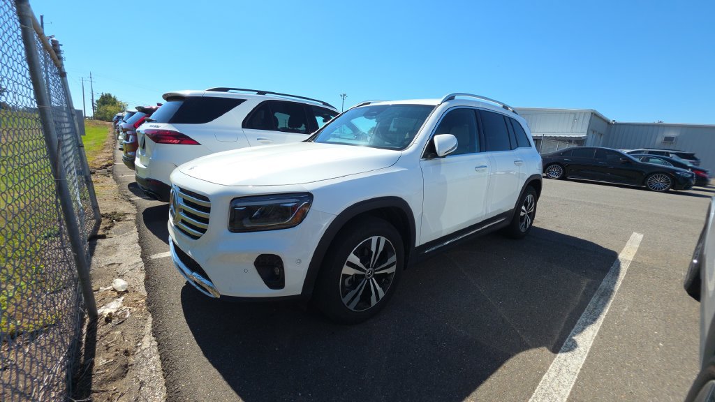 Certified 2025 Mercedes-Benz GLB 250 image 2