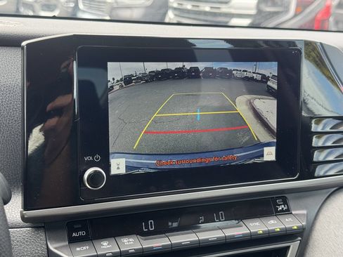 Used 2025 Toyota Camry LE FWD image 28