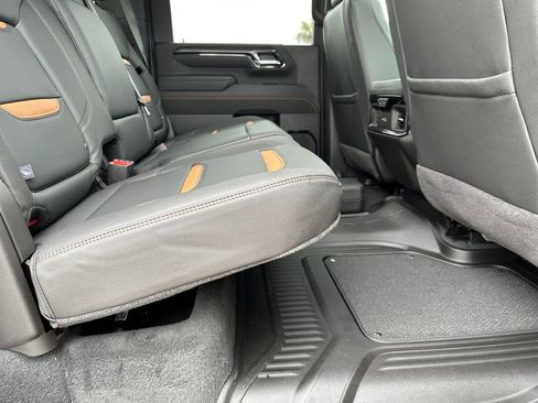 New 2026 GMC Sierra 2500 AT4 w/ AT4 Premium Plus Package AWD/4WD image 37