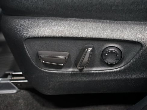 Certified 2024 Toyota Grand Highlander FWD image 33