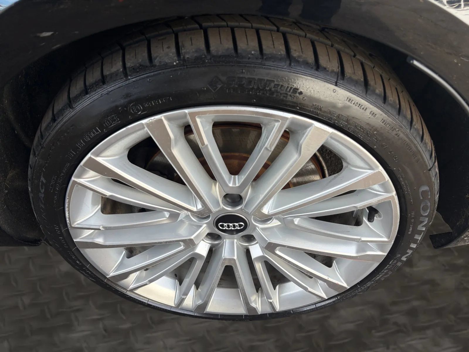 Used 2017 Audi A4 2.0T Prestige AWD/4WD image 43